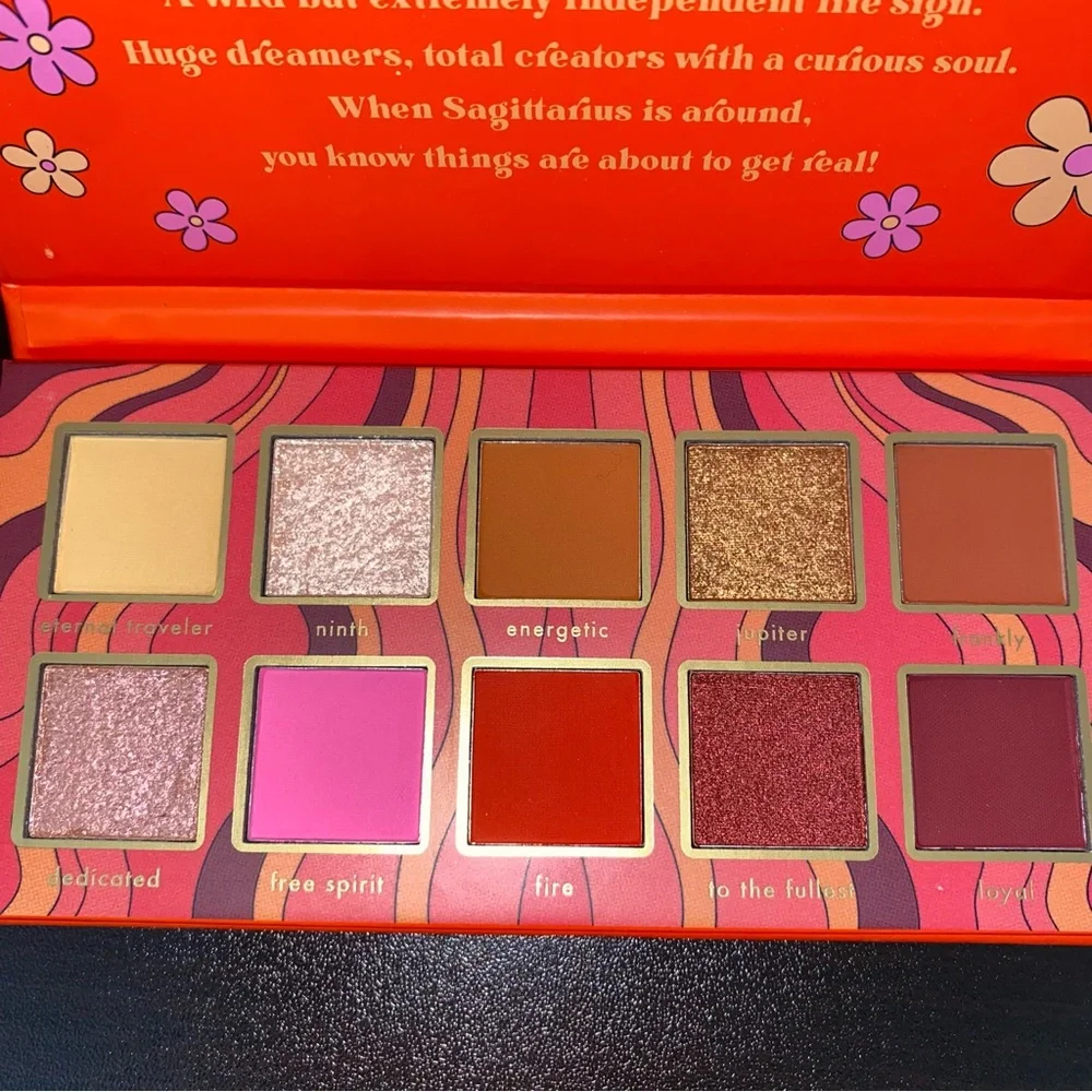 NWOT Kara Beauty Sagittarius Horoscope Eyeshadow Palette